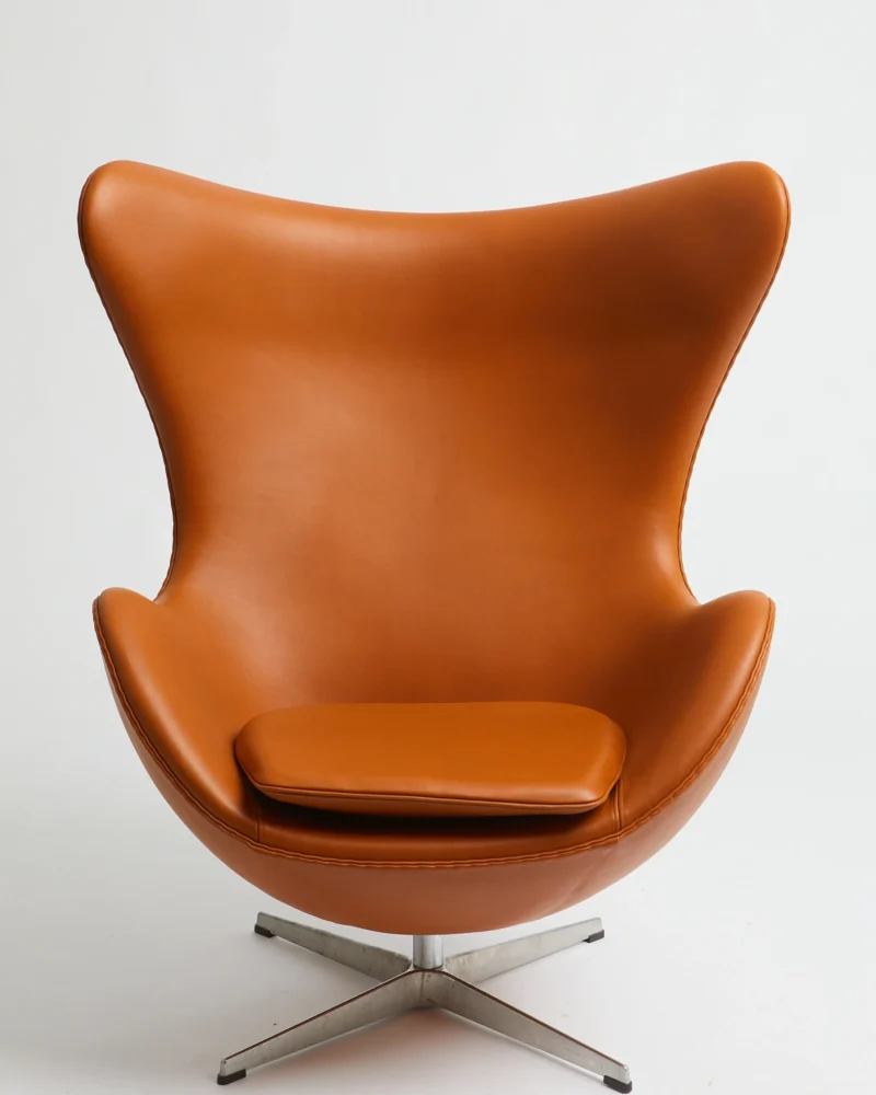 Ægget Elegance – Arne Jacobsen