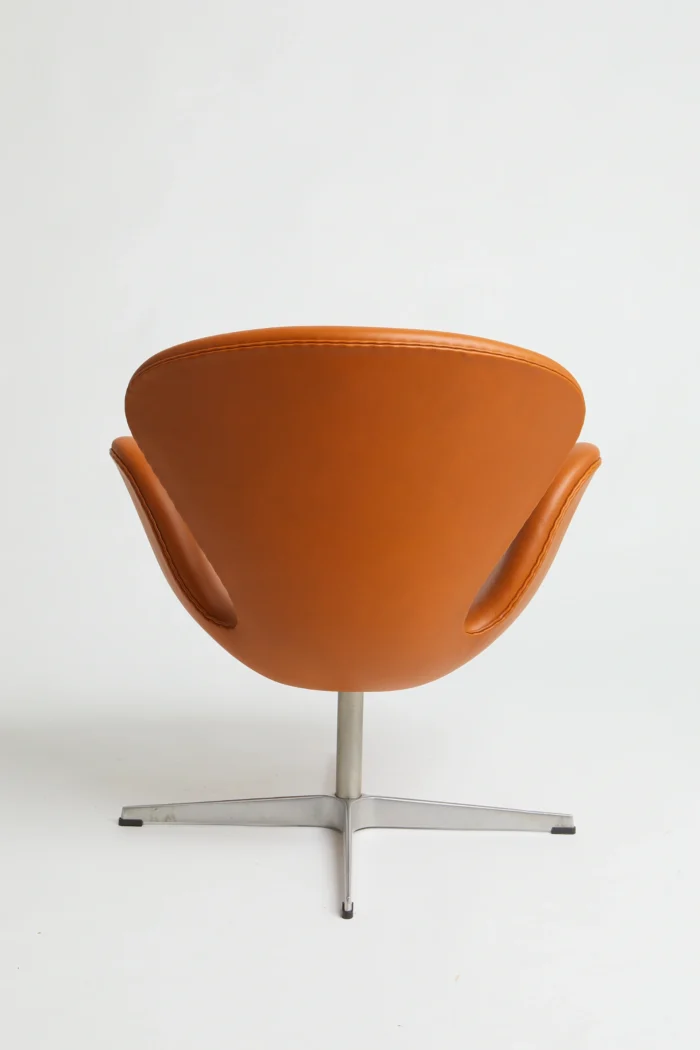 Svanen Elegance – Arne Jacobsen Lænestole